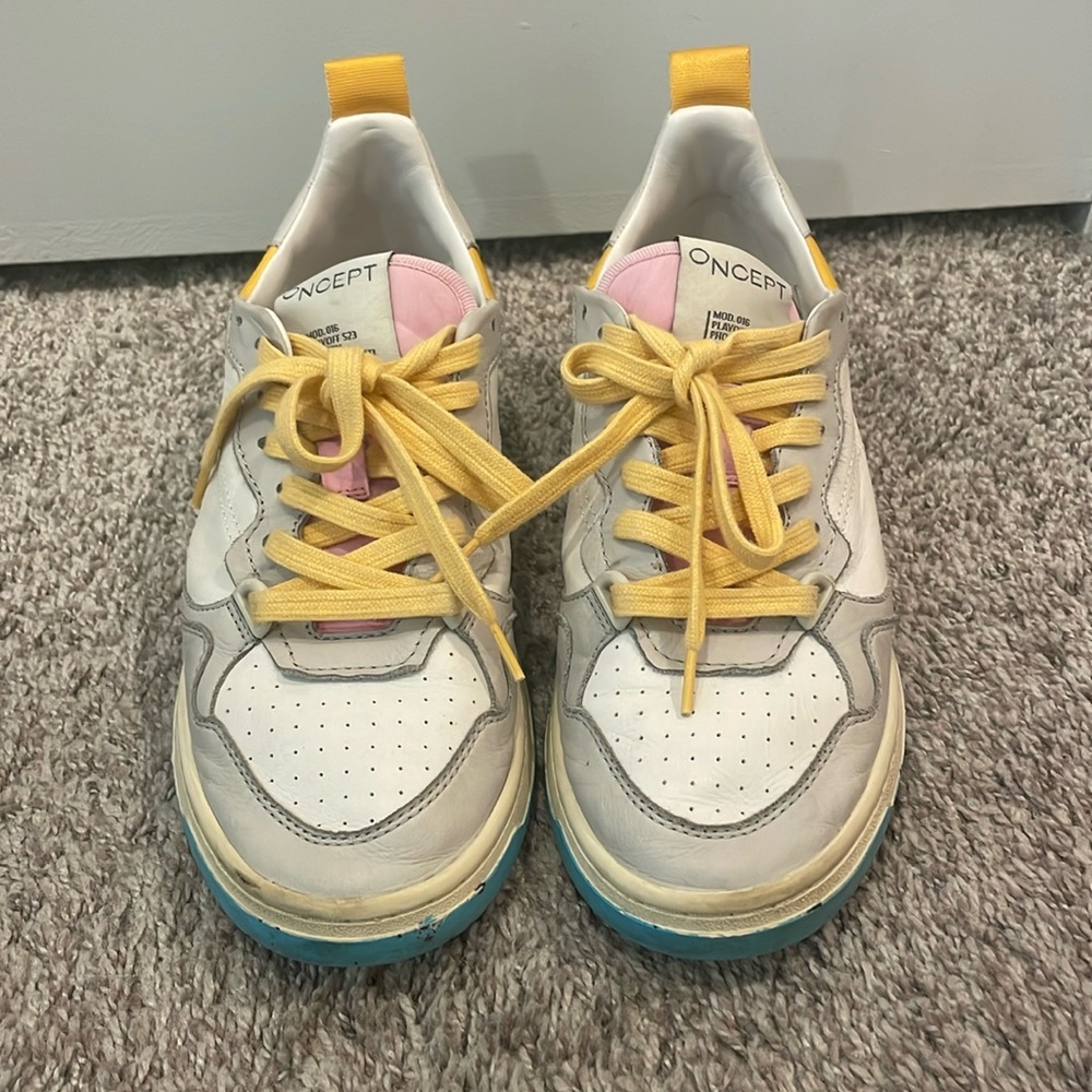 Concept Phoenix Sneaker in Coastal Multi, 8.5